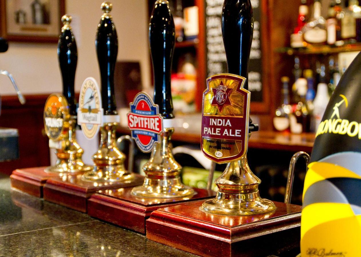 The Walnut Tree Inn Blisworth المظهر الخارجي الصورة